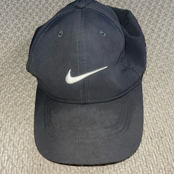 Men’s grey Nike Cap - Picture 1 of 4